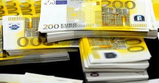 Lening 200.000 euro: maandelijkse afbetaling, kosten en voorwaarden uitgelegd